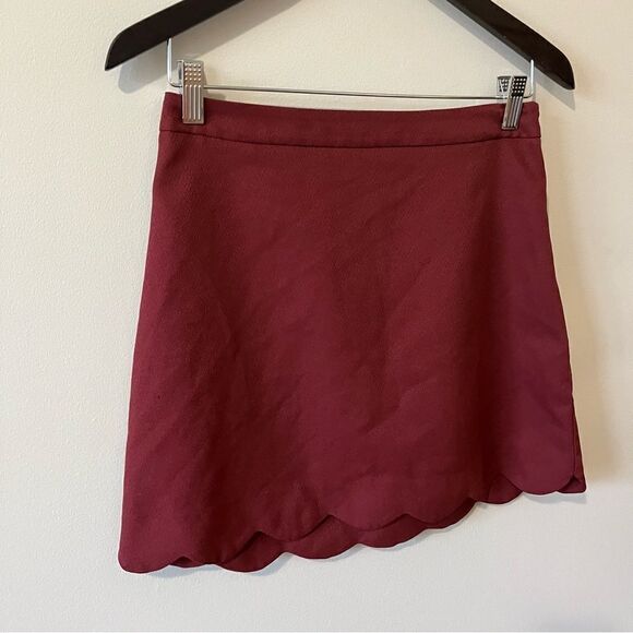 LUSH scalloped hem skirt - Picture 2 of 9